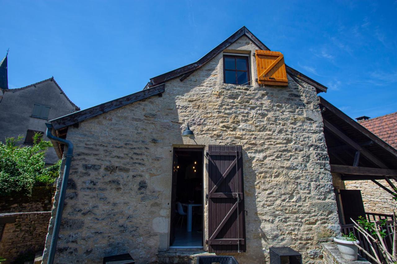 Maison En Pierres Au Coeur Du Village Medieval De Villeneuve ภายนอก รูปภาพ